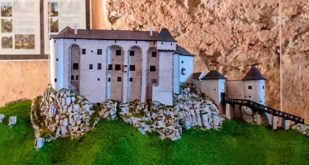Castle Uhrovec with&nbsp;Dávid